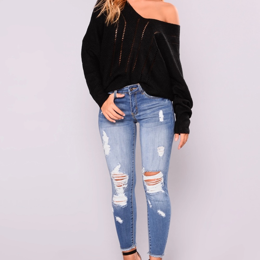 Distressed Ankle Jeans 💕